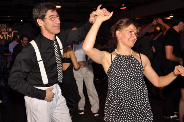 min 2010 11 13 fous swing 103